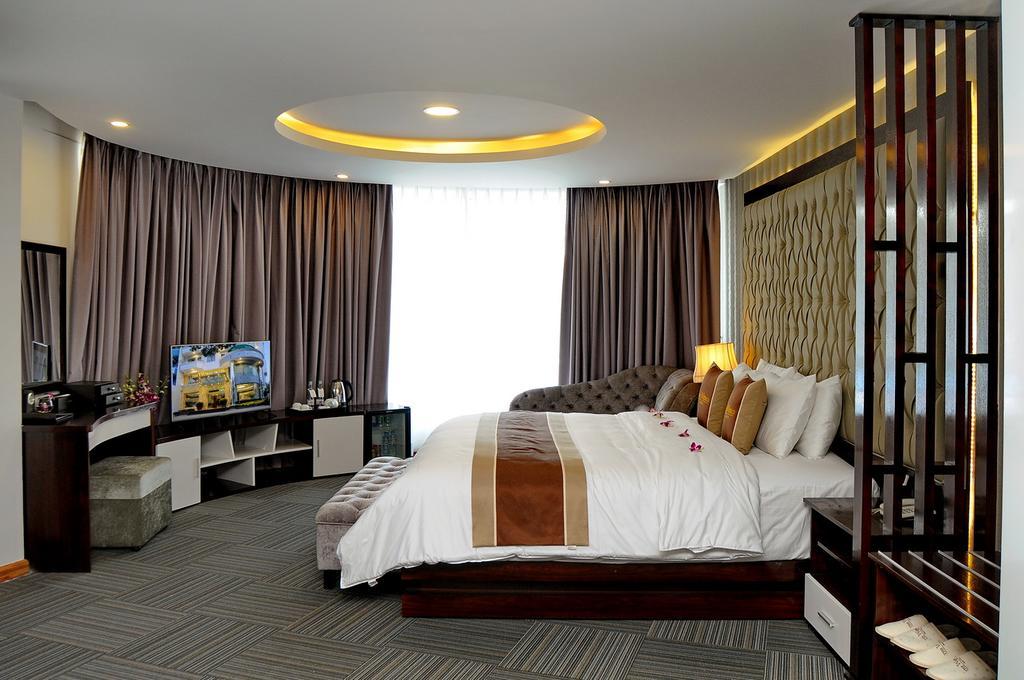 The World Hotel Nha Trang Zewnętrze zdjęcie